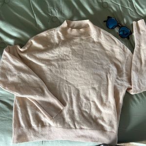 FLASH SALE 100% cashmere Everlane crop turtleneck